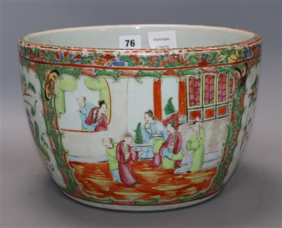 A Cantonese famille rose jardiniere diameter 30cm